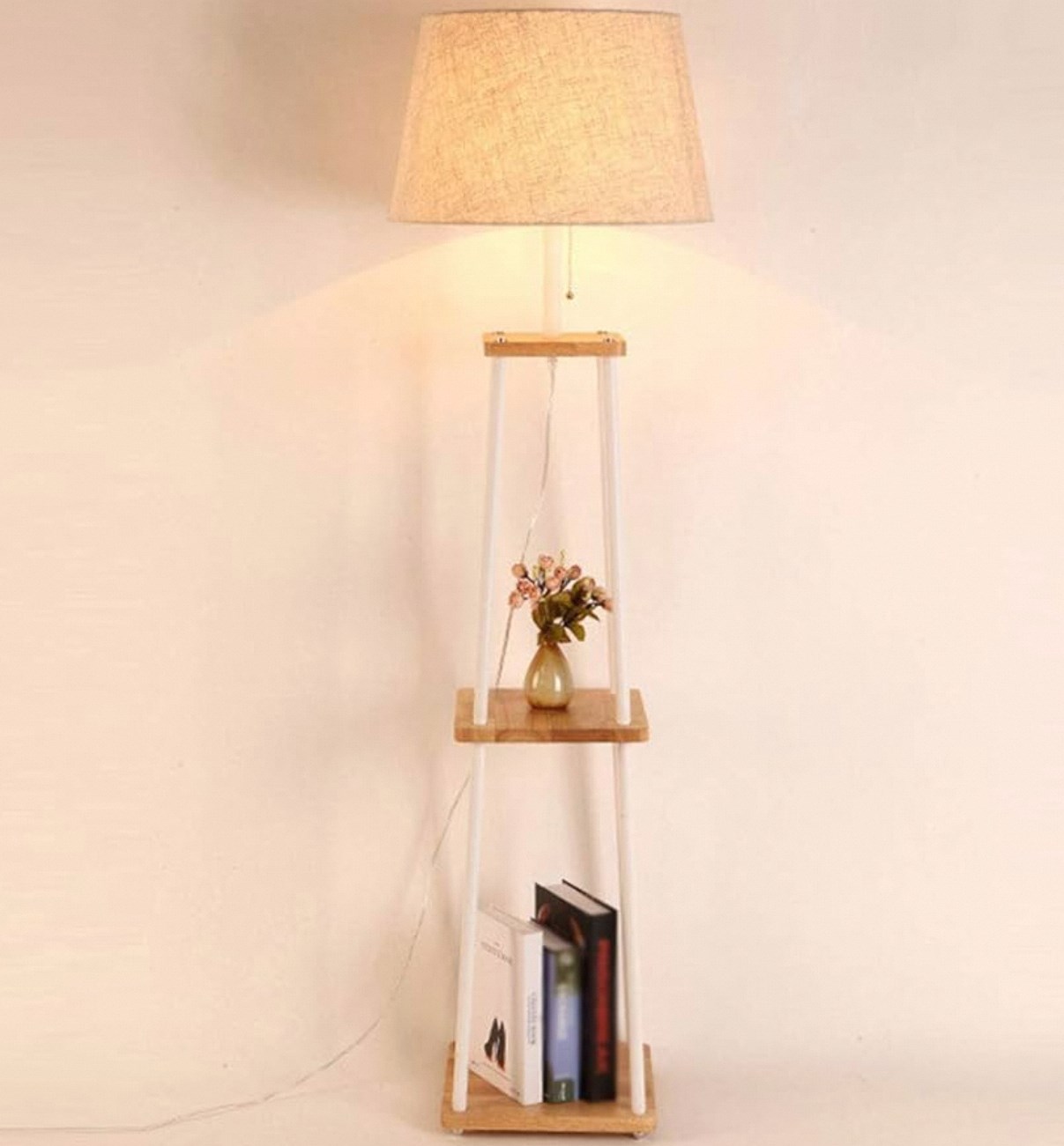 ¿Cómo las lámparas de pie minimalistas interpretan la belleza del hogar?插图