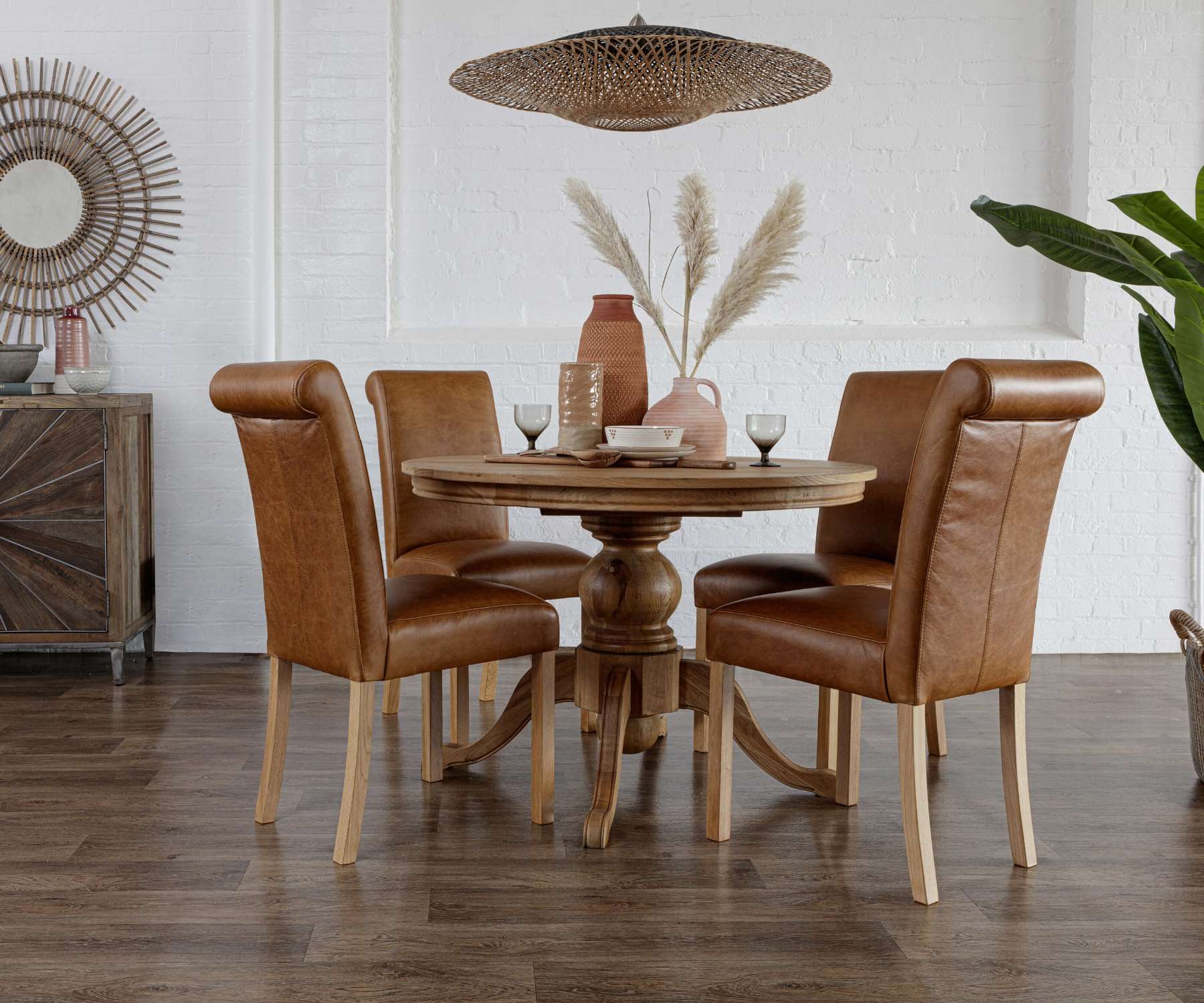 round vs rectangle dining table