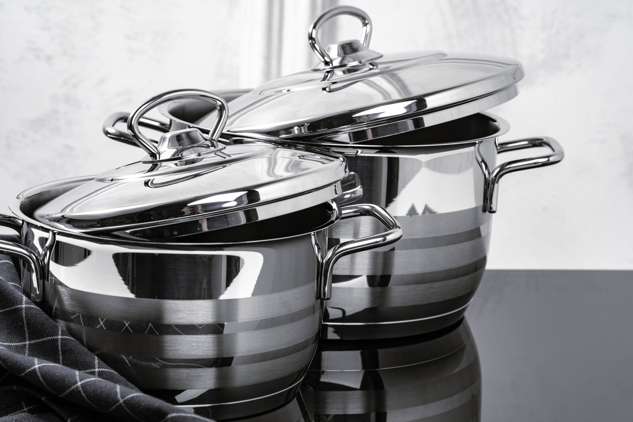 aluminum vs stainless steel cookware