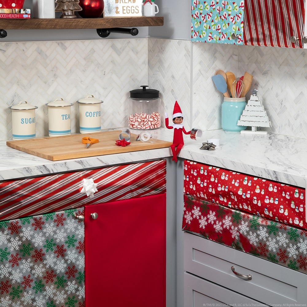 holiday kitchen cabinet
