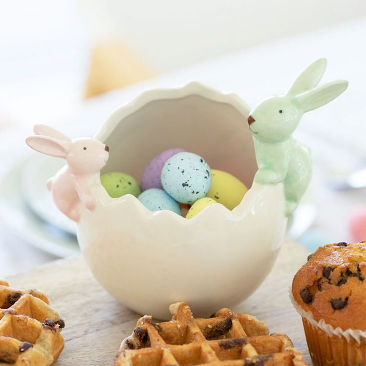 Easter tableware