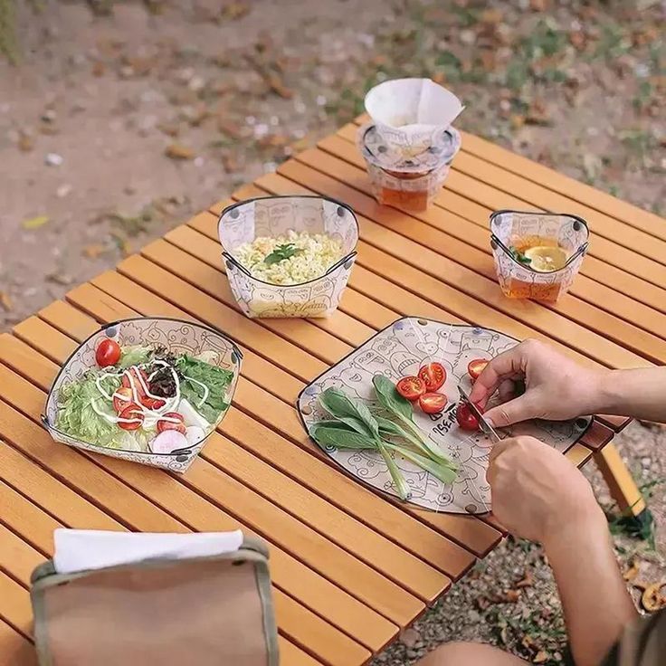 Foldable Camping Tableware Set